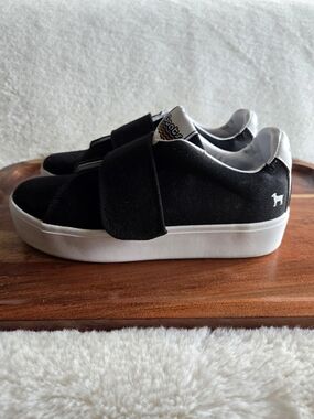 Black Canvas Platform Sneakers with Velcro Strap and Goat Logo